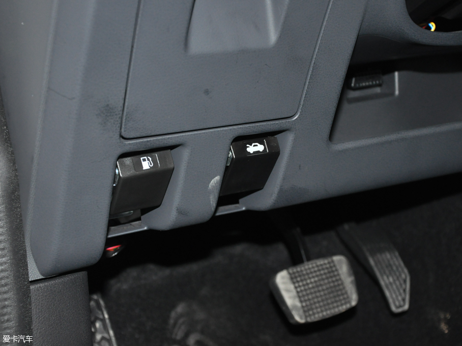 2016ʮmu-X΂b 3.0T  Ԅ 