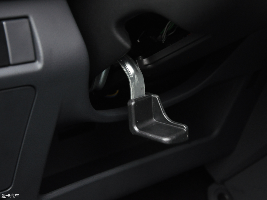 2016ʮmu-X΂b 3.0T  Ԅ 