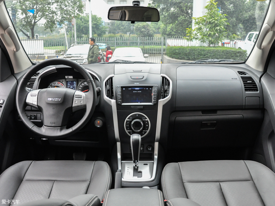 2016ʮmu-X΂b 3.0T  Ԅ 