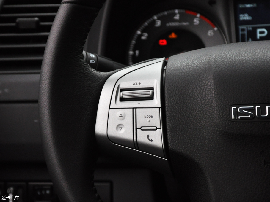 2016ʮmu-X΂b 3.0T  Ԅ 