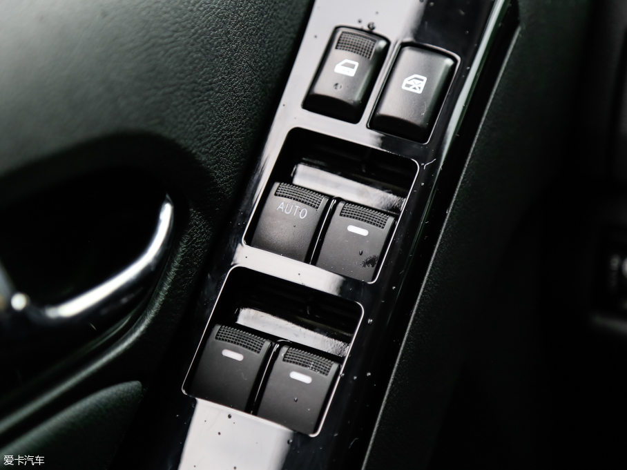 2017ʮmu-X΂b 2.5T (q) Ԅ(dng) 5 IV