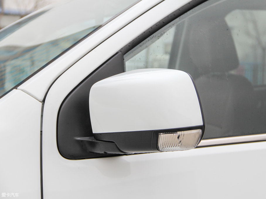 2017ʮmu-X΂b 3.0T  Ԅ 7 V