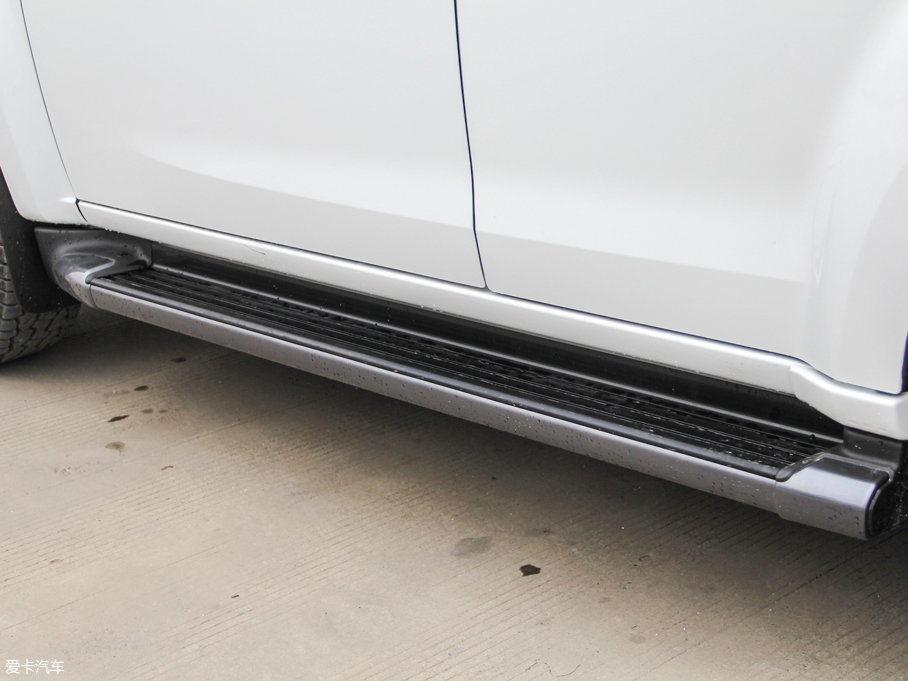 2017ʮmu-X΂b 3.0T  Ԅ 7 V