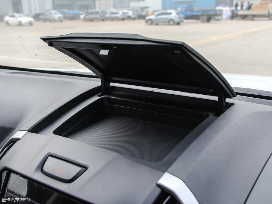 2017ʮmu-X΂b 3.0T  Ԅ 7 V