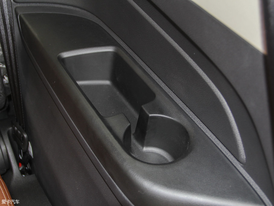 2017ʮmu-X΂b 3.0T  Ԅ 7 V