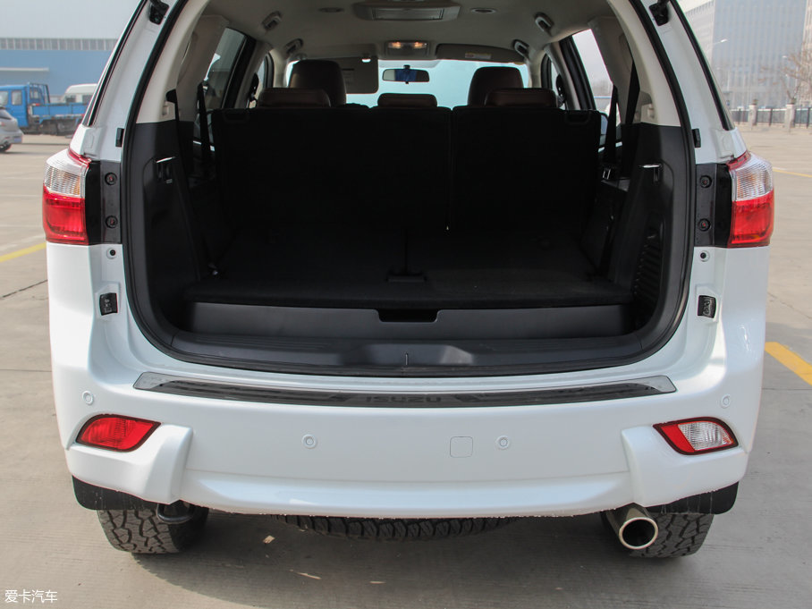 2017ʮmu-X΂b 3.0T  Ԅ 7 V