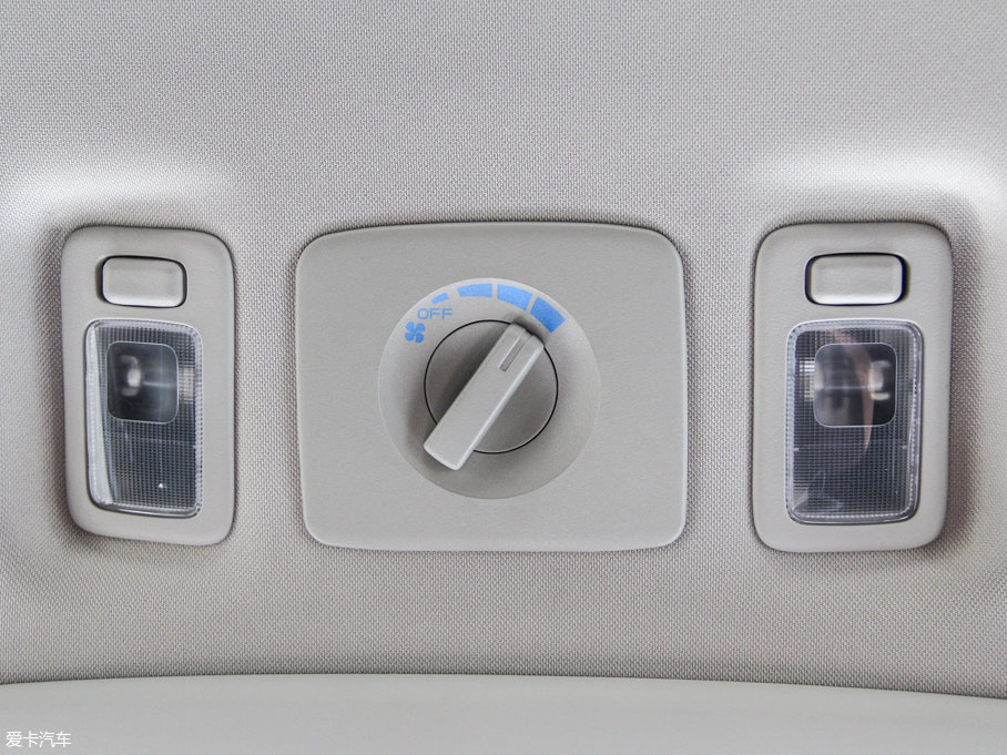 2017ʮmu-X΂b 3.0T  Ԅ 7 V