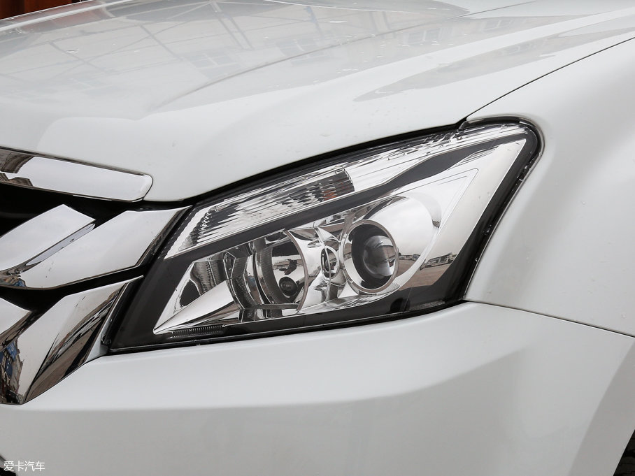 2017ʮmu-X΂b 3.0T  Ԅ 7 V