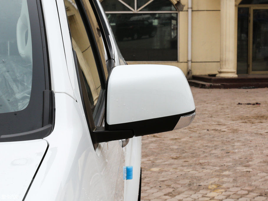 2017ʮmu-X΂b 3.0T  Ԅ 7 V