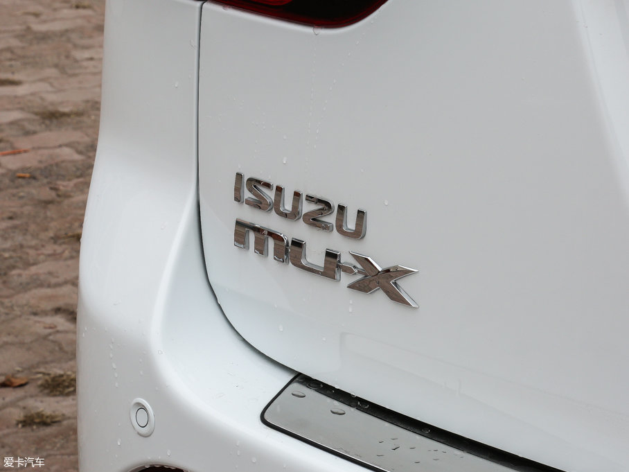 2017ʮmu-X΂b 3.0T  Ԅ 7 V