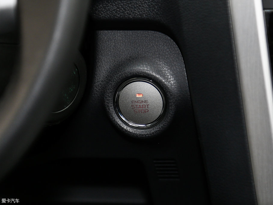 2017ʮmu-X΂b 3.0T  Ԅ 7 V