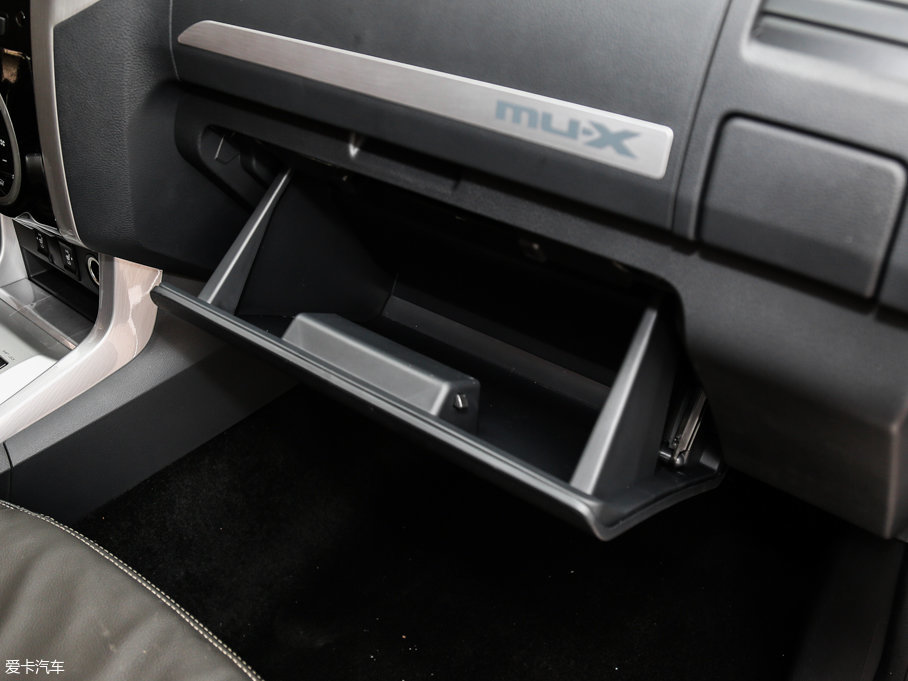 2017ʮmu-X΂b 3.0T (q) Ԅ(dng) 7 (gu)V