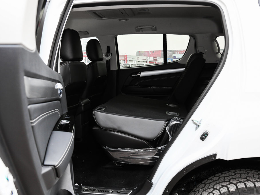 2017ʮmu-X΂b 3.0T  Ԅ 7 V