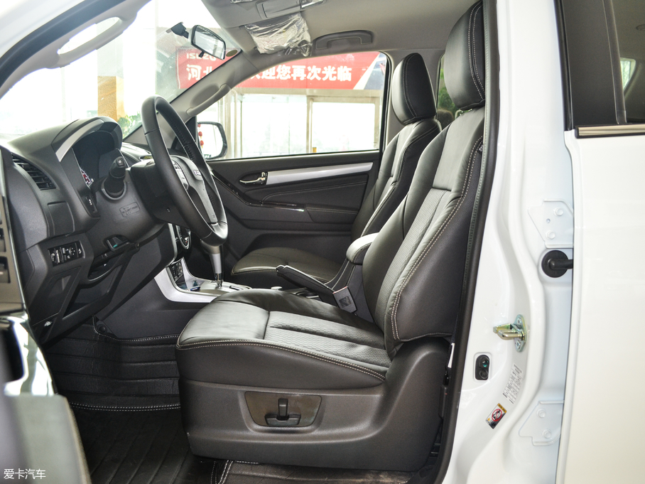 2017ʮmu-X΂b 3.0T  Ԅ 5 V