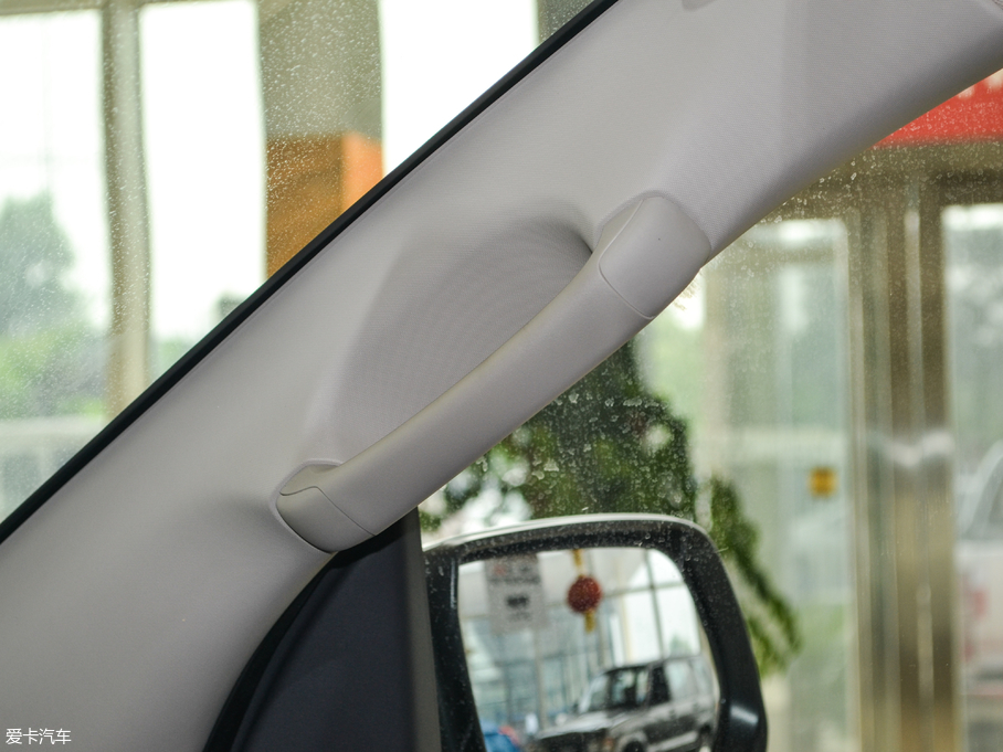 2017ʮmu-X΂b 3.0T  Ԅ 5 V