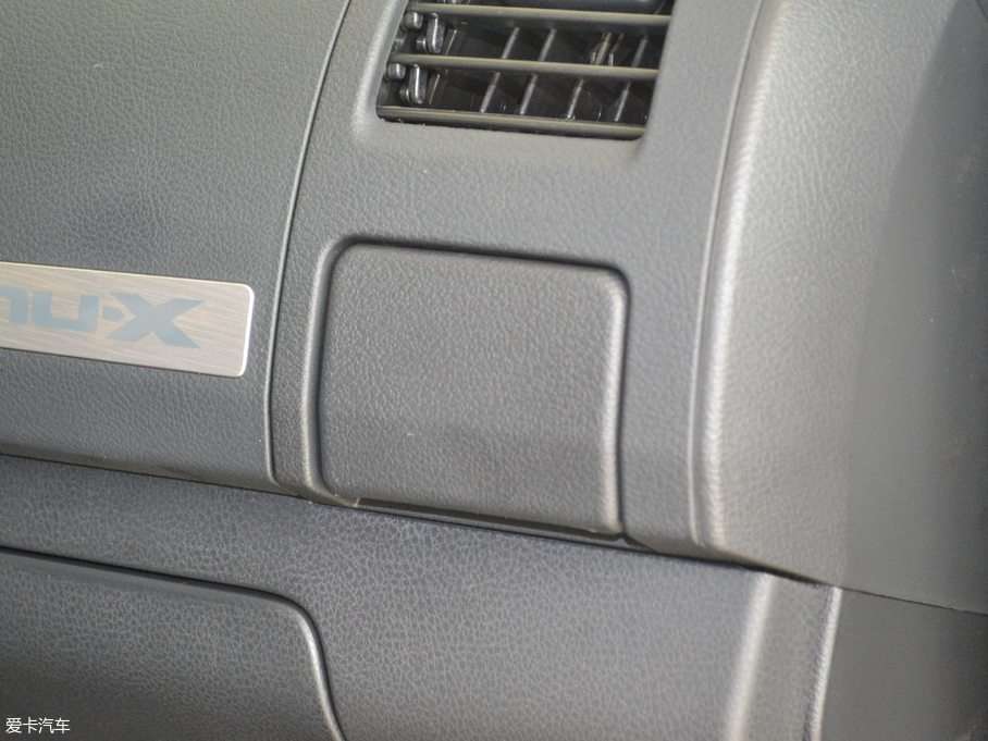 2017ʮmu-X΂b 3.0T  Ԅ 5 V