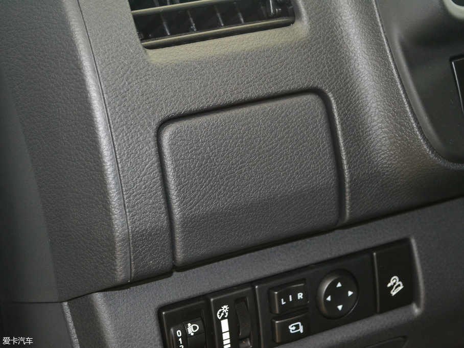 2017ʮmu-X΂b 3.0T  Ԅ 5 V