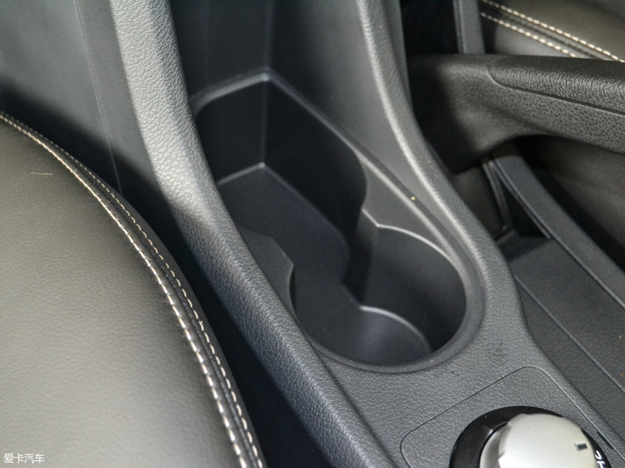 2017ʮmu-X΂b 3.0T  Ԅ 5 V