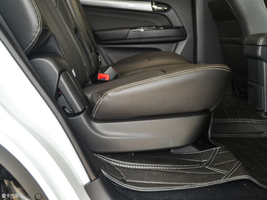 2017ʮmu-X΂b 3.0T (q) Ԅ 5 V