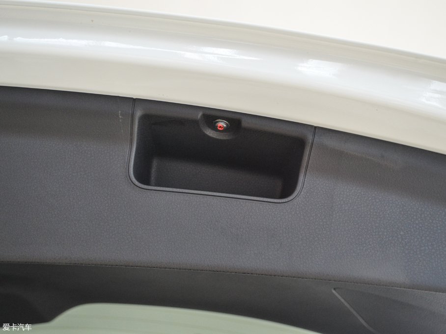 2017ʮmu-X΂b 3.0T  Ԅ 5 V