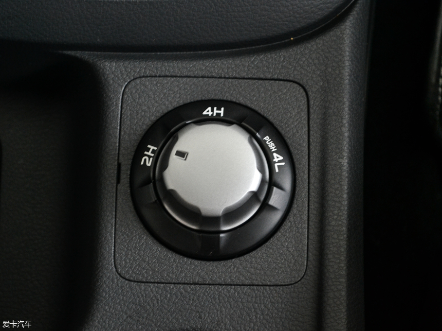 2017ʮmu-X΂b 3.0T  Ԅ 5 V