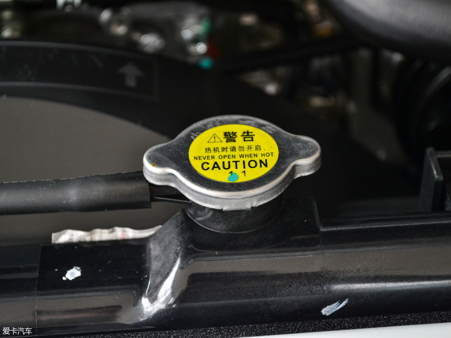 2017ʮmu-X΂b 3.0T  Ԅ 5 V