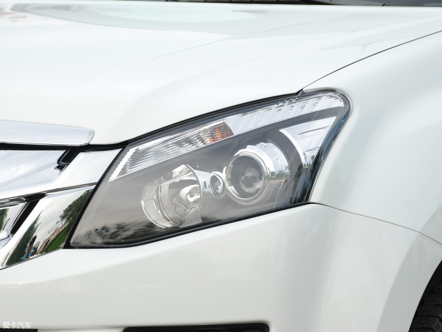 2018��D-MAX 3.0T �Ԅ���򌳬���A��