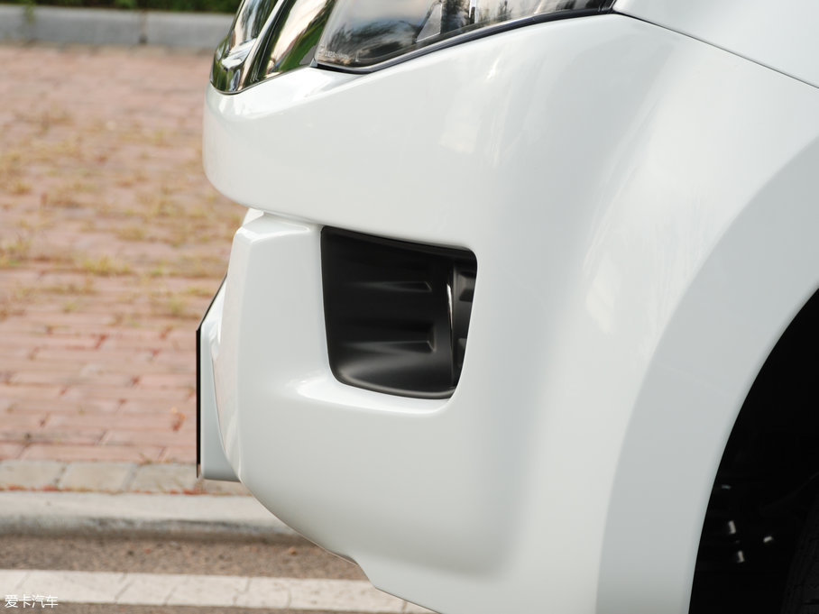 2018��D-MAX 3.0T �Ԅ���򌳬���A��