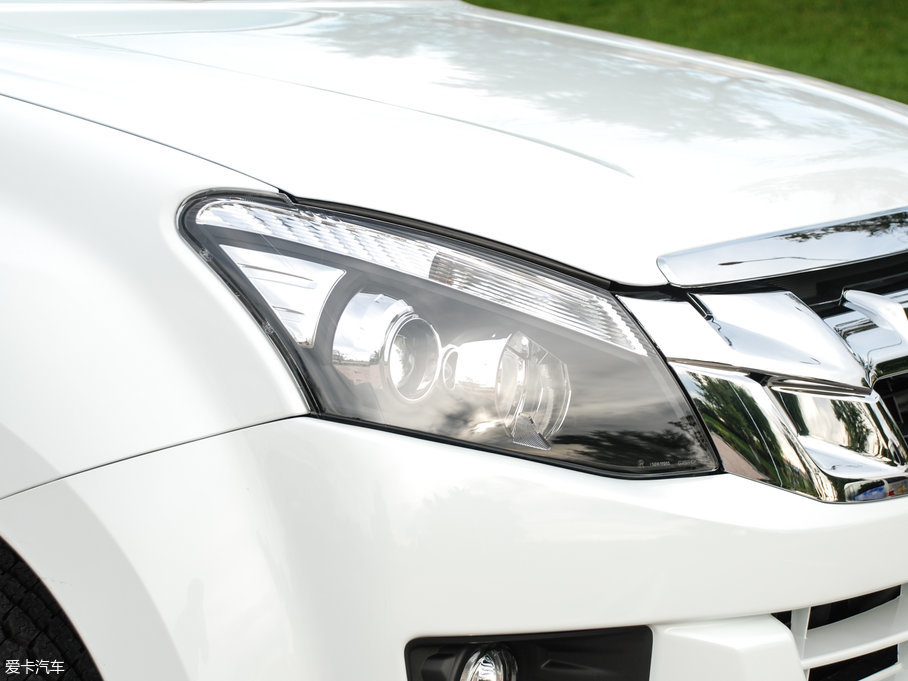 2018��D-MAX 3.0T �Ԅ���򌳬���A��