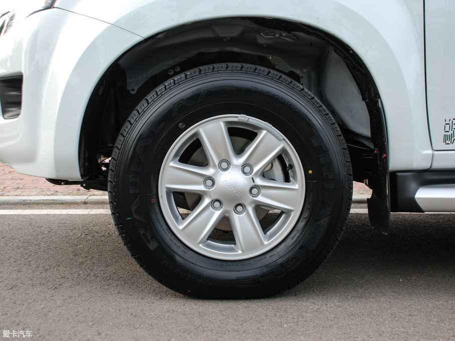 2018��D-MAX 3.0T �Ԅ���򌳬���A��