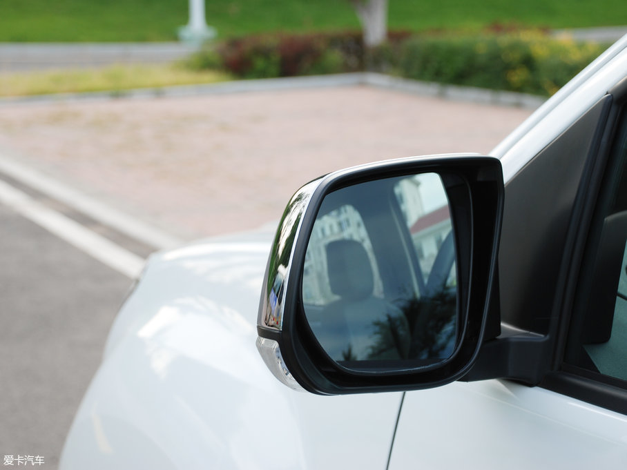 2018��D-MAX 3.0T �Ԅ����(q��)�����A��