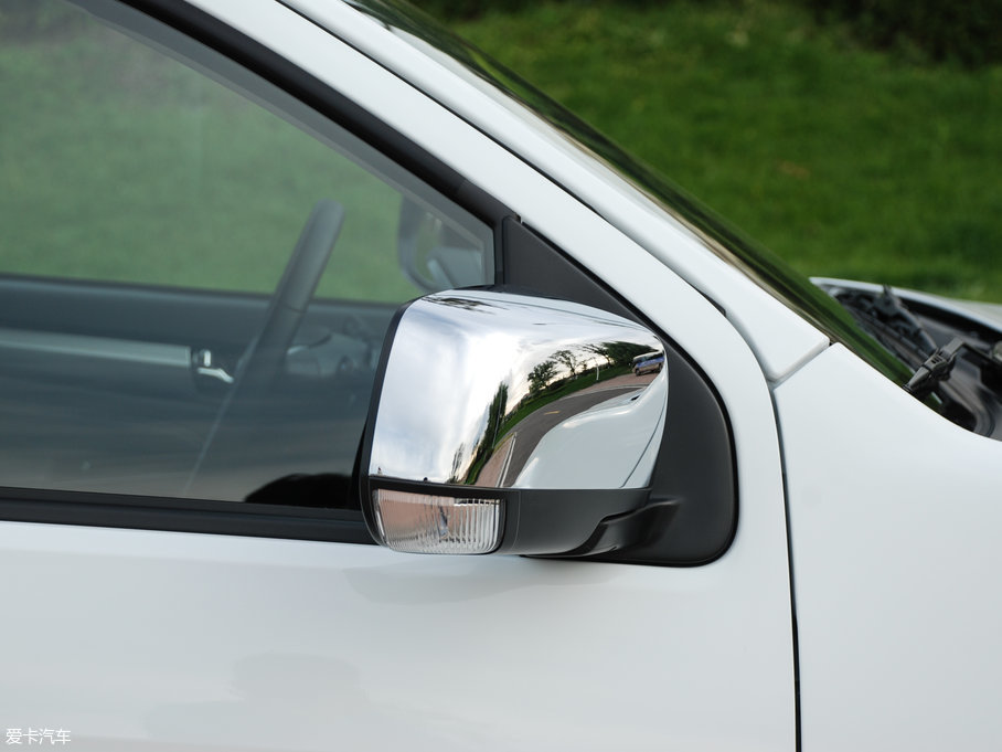 2018��D-MAX 3.0T �Ԅ���򌳬���A��