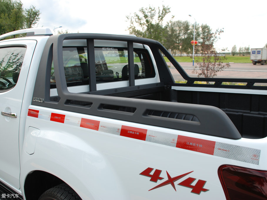 2018��D-MAX 3.0T �Ԅ�(d��ng)���(q��)�����A��