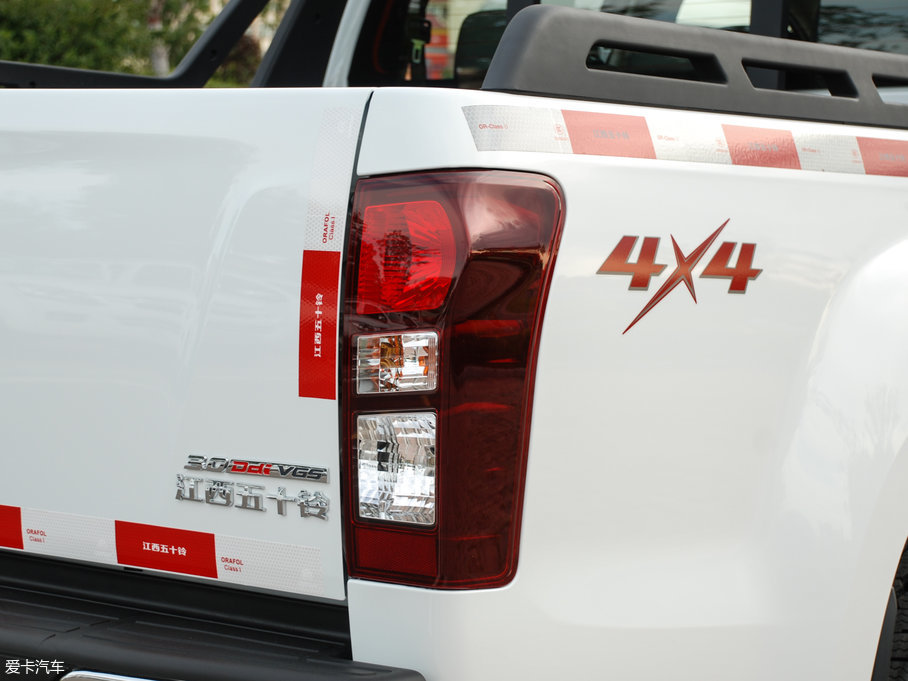 2018��D-MAX 3.0T �Ԅ����(q��)�����A��