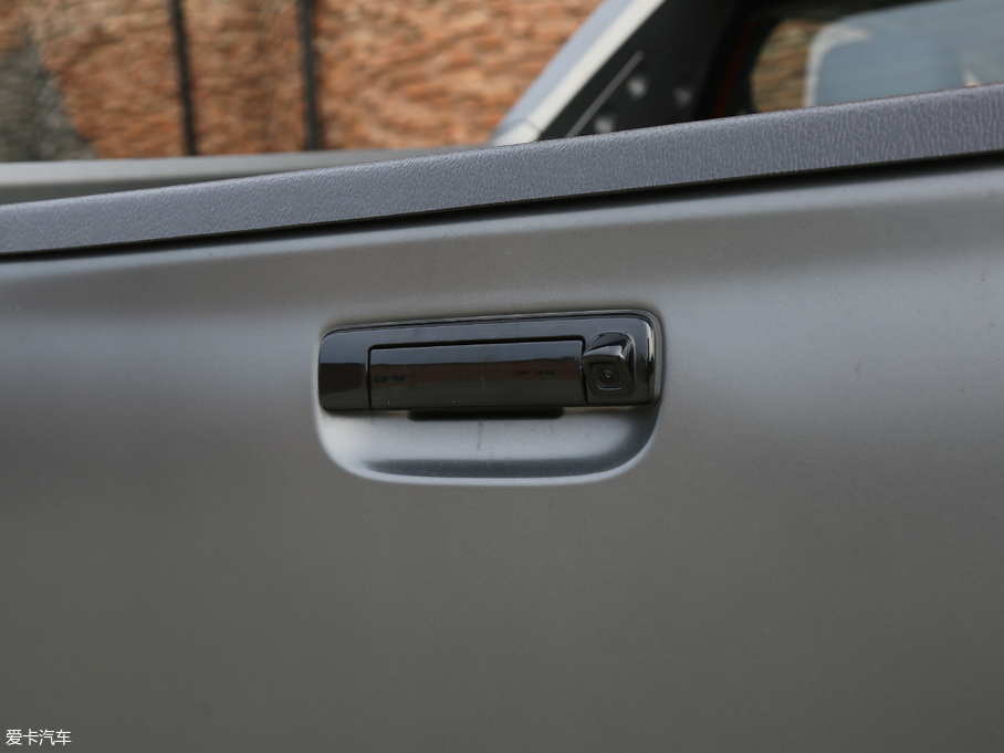 2018D-MAX 3.0T ԄX-POWER