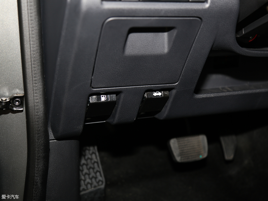 2018D-MAX 3.0T ԄX-POWER