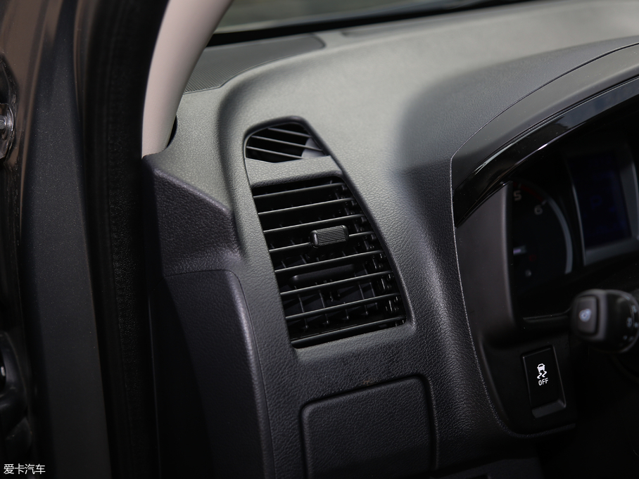 2018D-MAX 3.0T ԄX-POWER