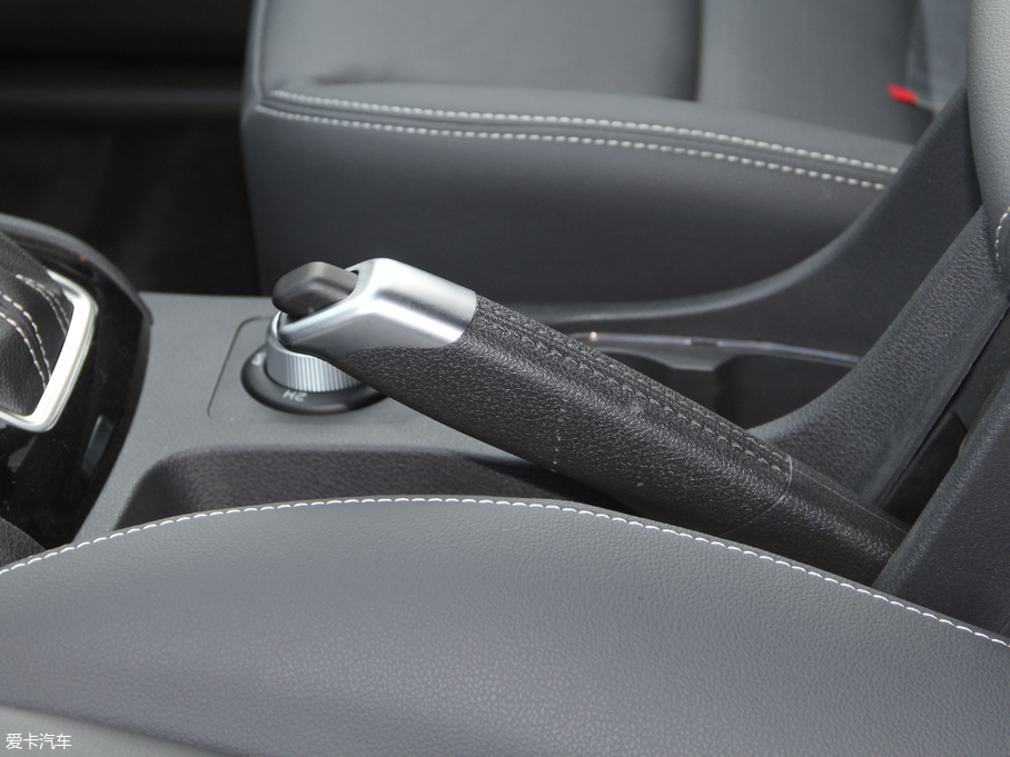 2018ʮmu-X΂b 1.9T (q) Ԅӄ 7