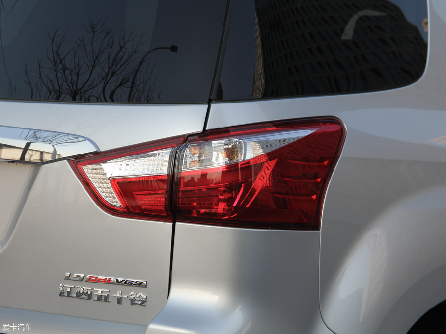 2018ʮmu-X΂b 1.9T  Ԅӄ 7