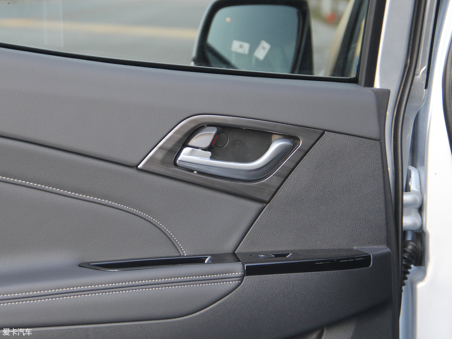 2018ʮmu-X΂b 1.9T  Ԅӄ 7