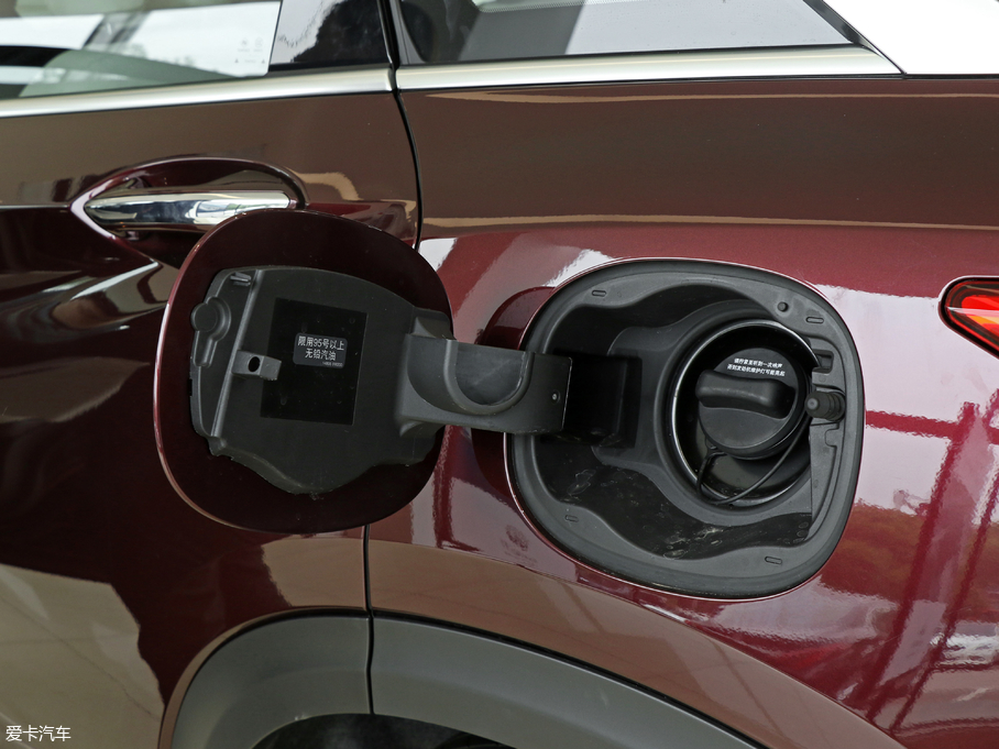 2018ӢQX50 2.0T (q)A