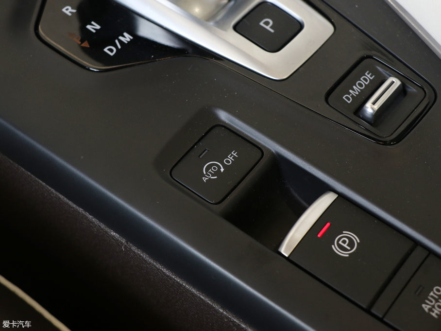 2018ӢQX50 2.0T (q)A