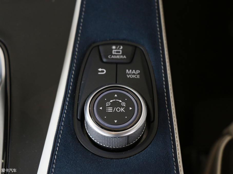 2018ӢQX50 2.0T (q)A