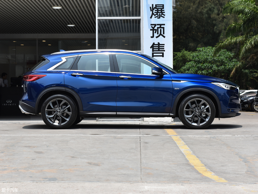 2018ӢQX50 2.0T (q)Ş