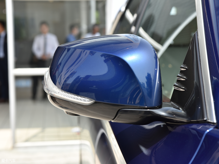 2018ӢQX50 2.0T (q)Ş