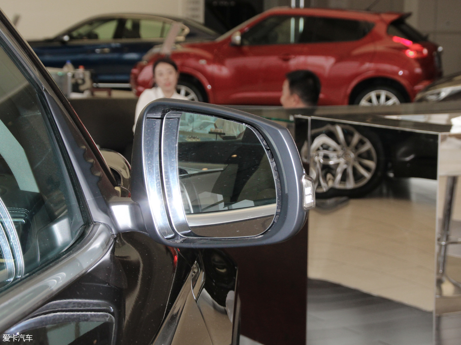 2018ӢQX50 2.0T ݼӢ