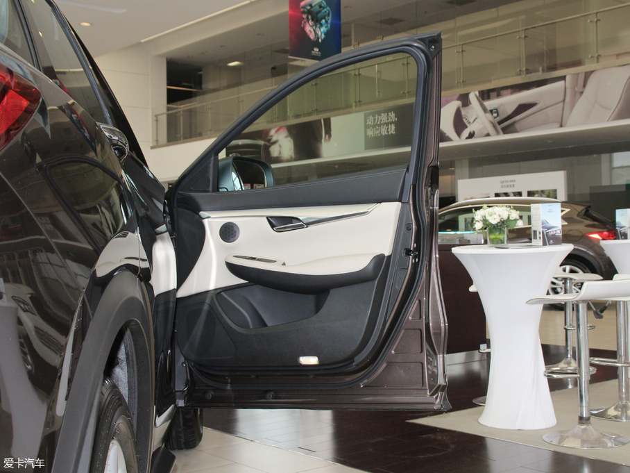 2018ӢQX50 2.0T ݼӢ