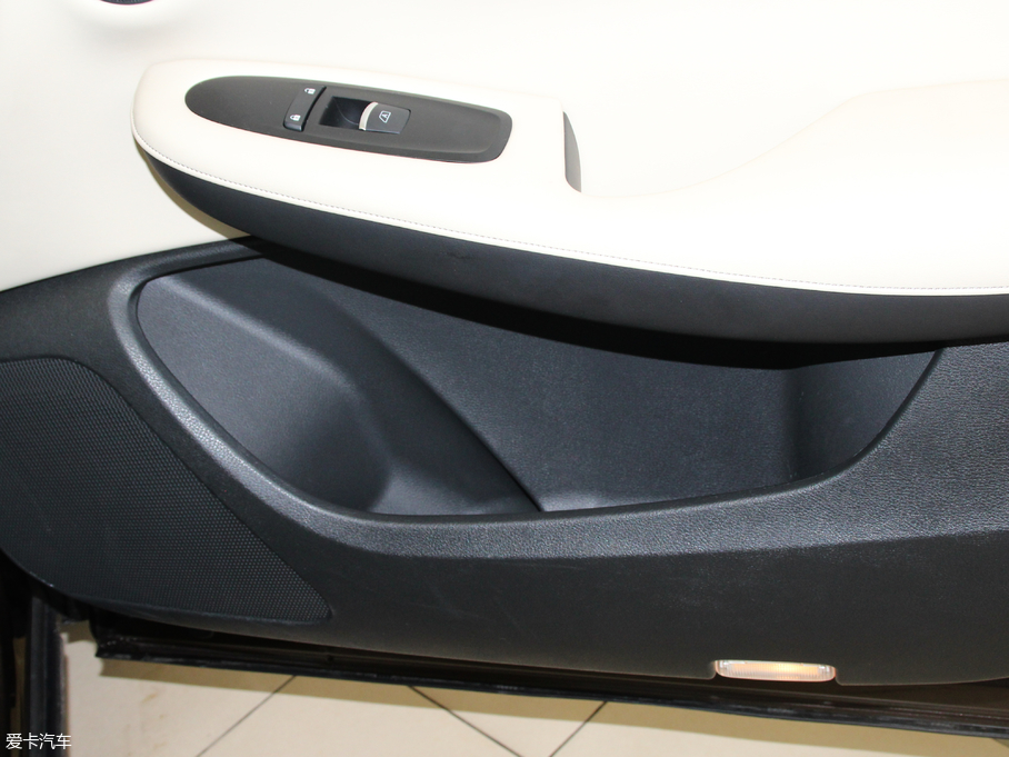 2018ӢQX50 2.0T ݼӢ