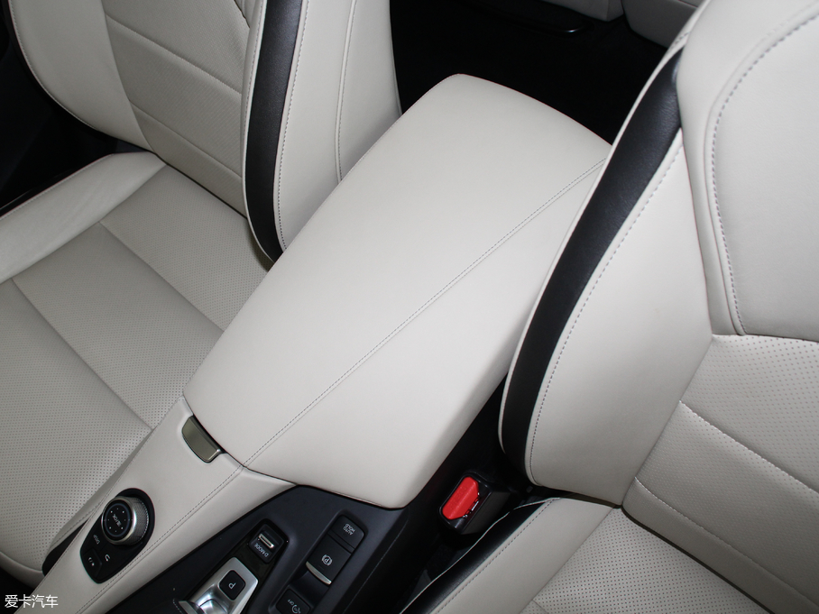 2018ӢQX50 2.0T ݼӢ