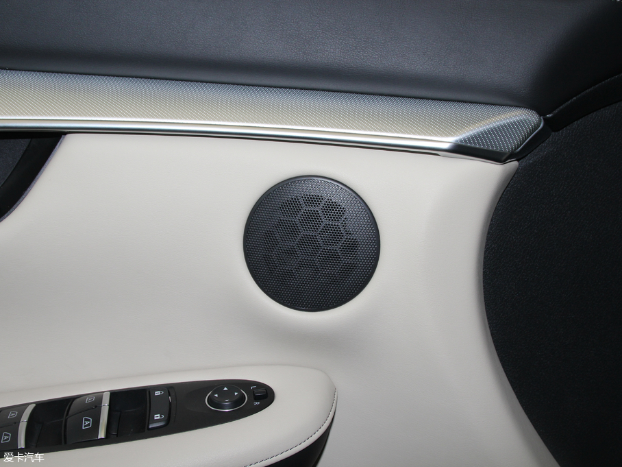 2018ӢQX50 2.0T ݼӢ